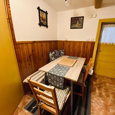 Ferienwohnung Chaloupka V Ceskem Raji Blata Exterior foto